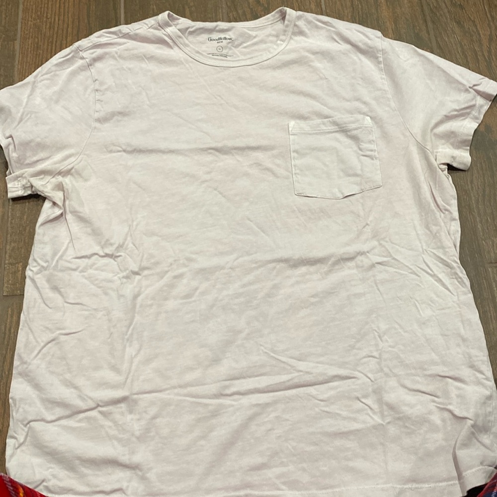 Light pink T shirt